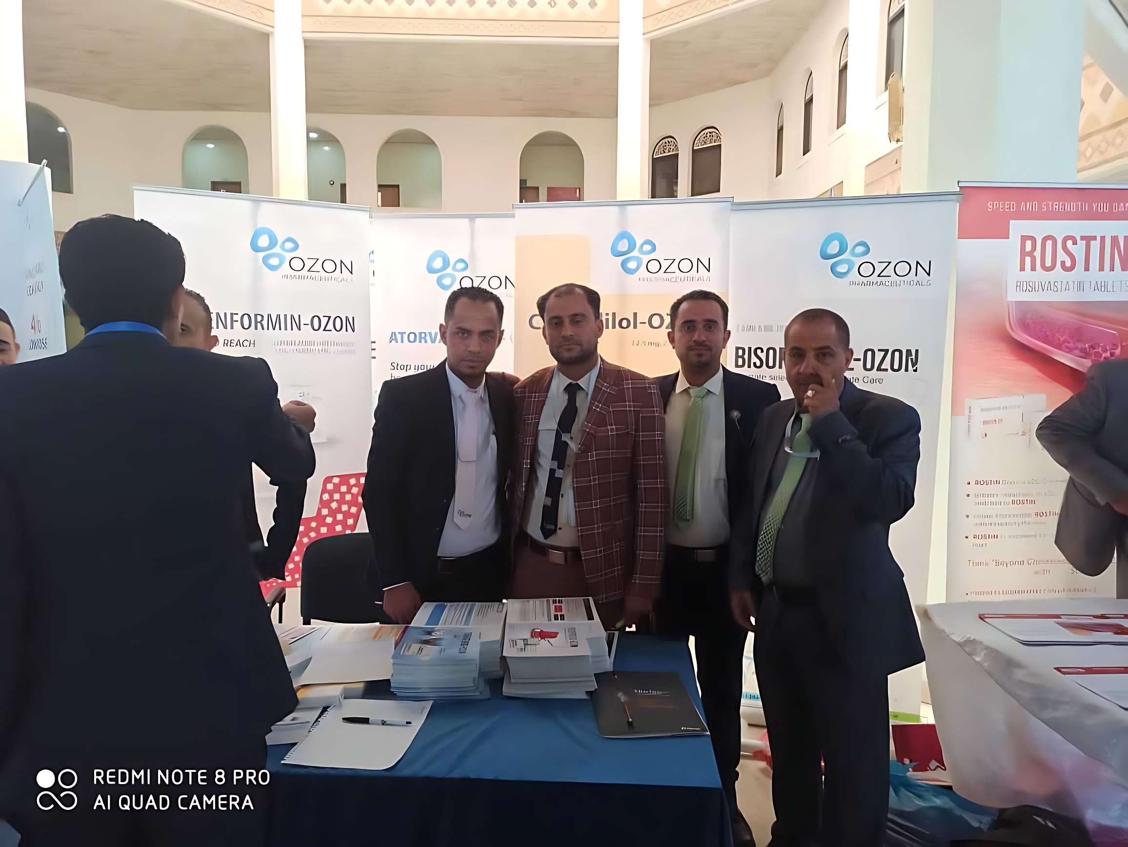 اجتماع عمل مع المتخصصين